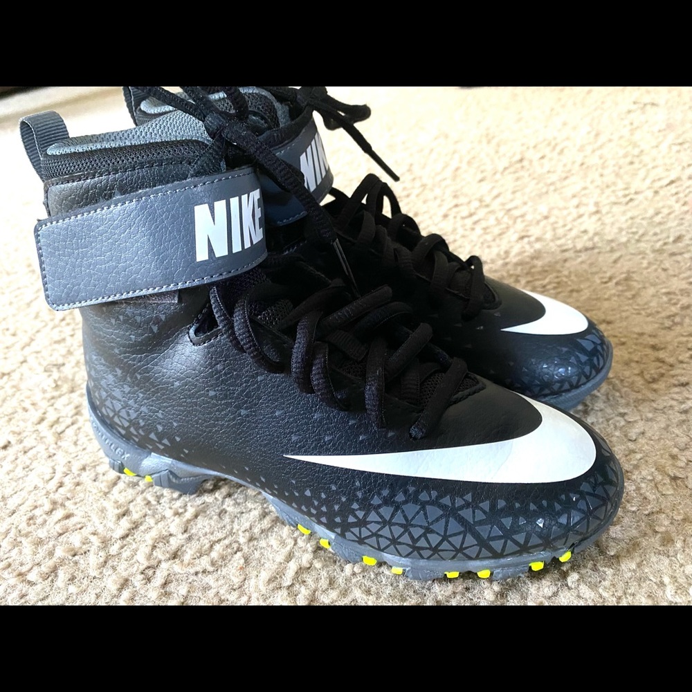 Used Nike Cleat Baseball & Softball Cleats
